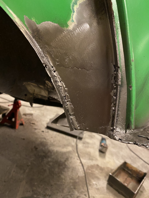 9DB85BB2 465A 4FF5 AE1B 79C93C0368AC